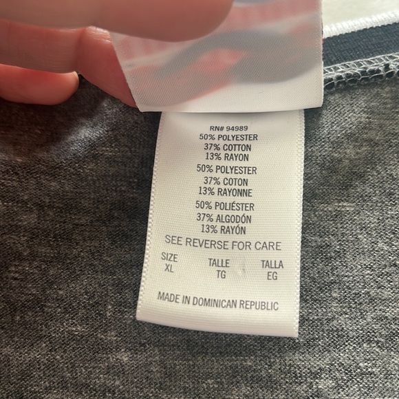 NWOT 5th & Ocean Womens MLB Colorado Rockies Baseball V-Neck Shirt New XL
#50A - Picture 6 of 6